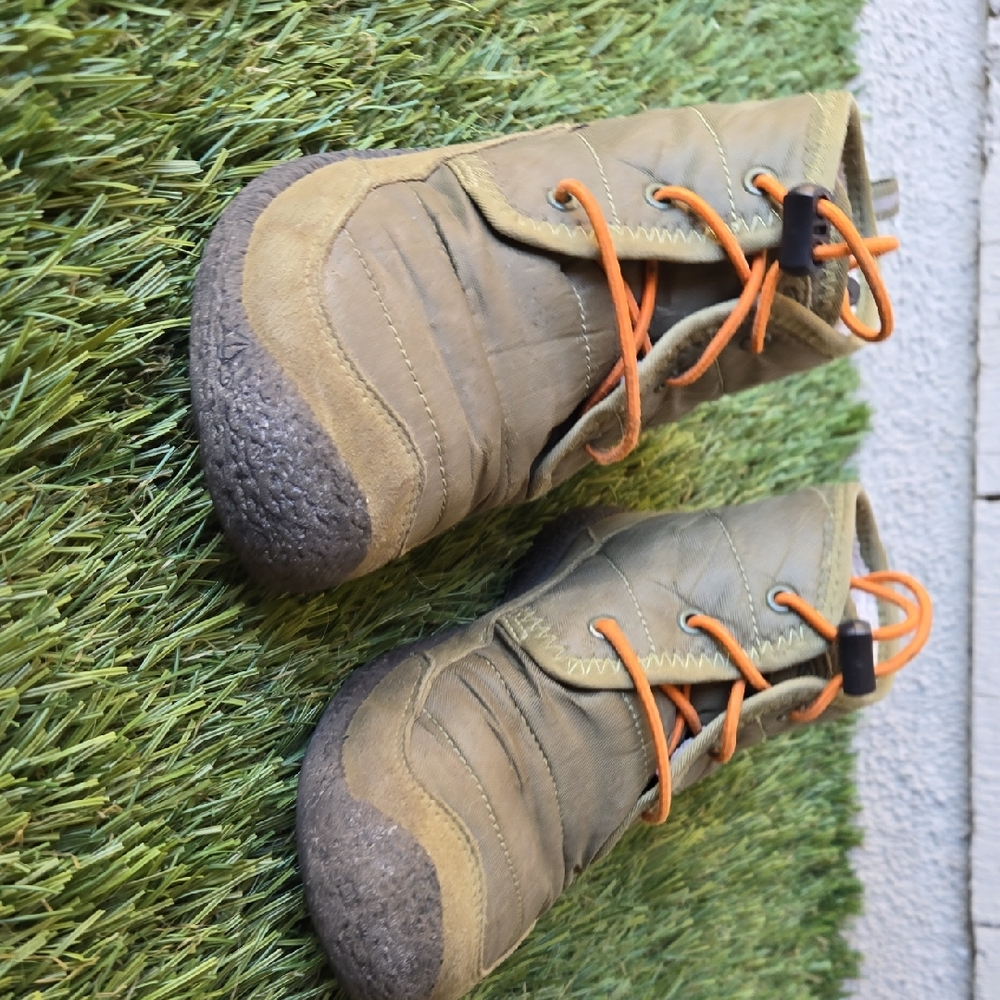 Keen Kids Shoes in Olive and Orange